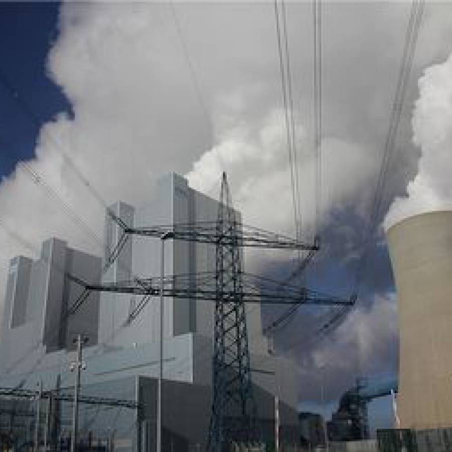 CO2-Ausstoß des Industrie- und Energiesektors sinkt